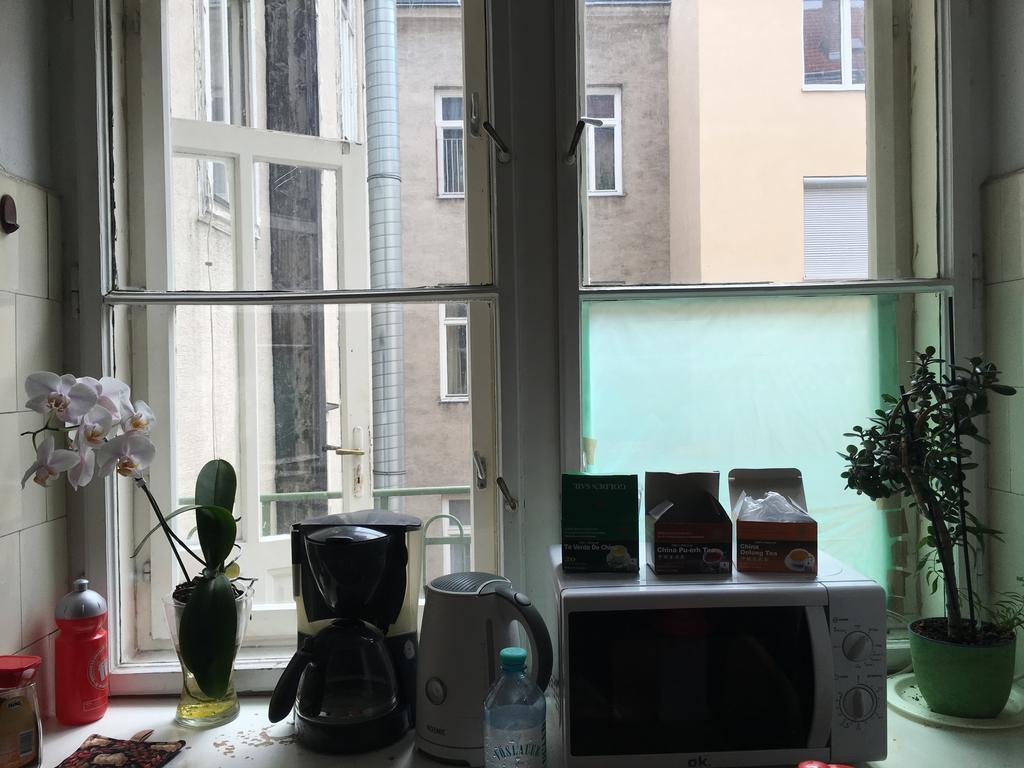 Chichilli Hostel Відень Екстер'єр фото