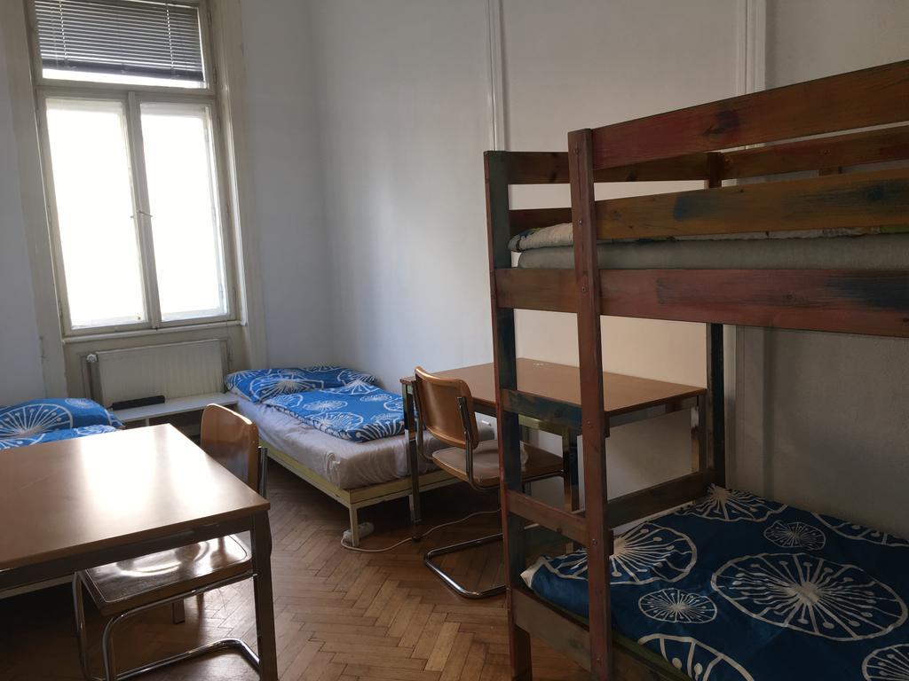 Chichilli Hostel Відень Екстер'єр фото