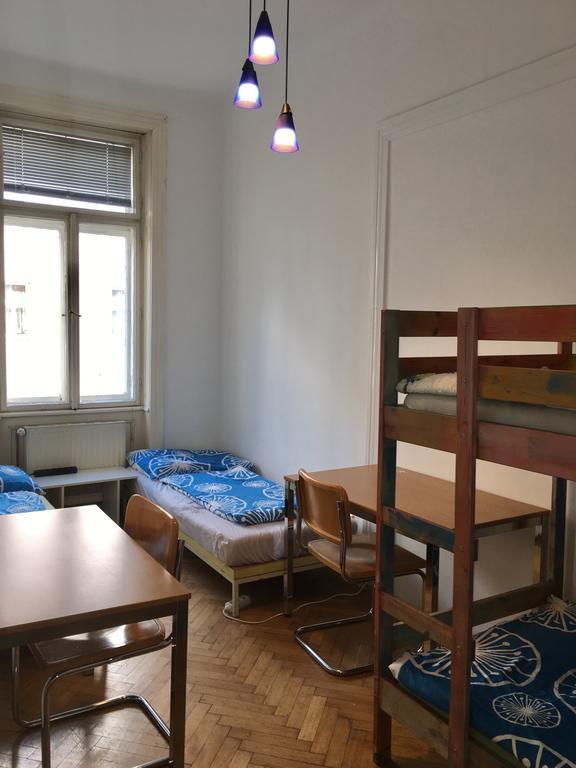 Chichilli Hostel Відень Екстер'єр фото