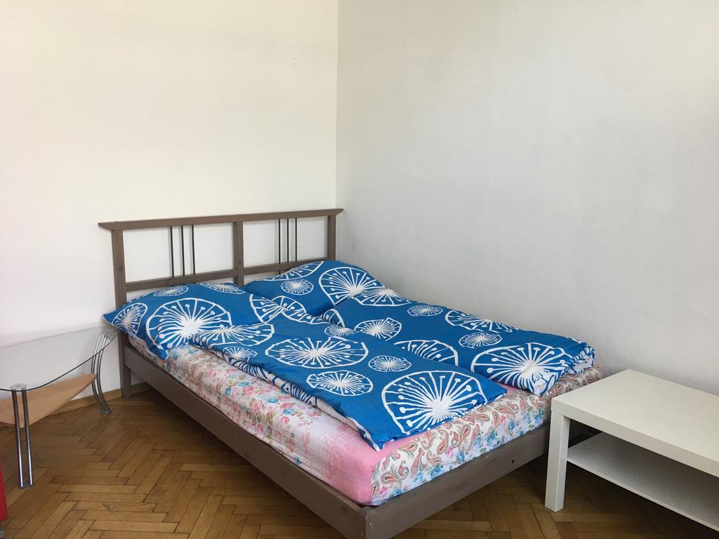 Chichilli Hostel Відень Екстер'єр фото